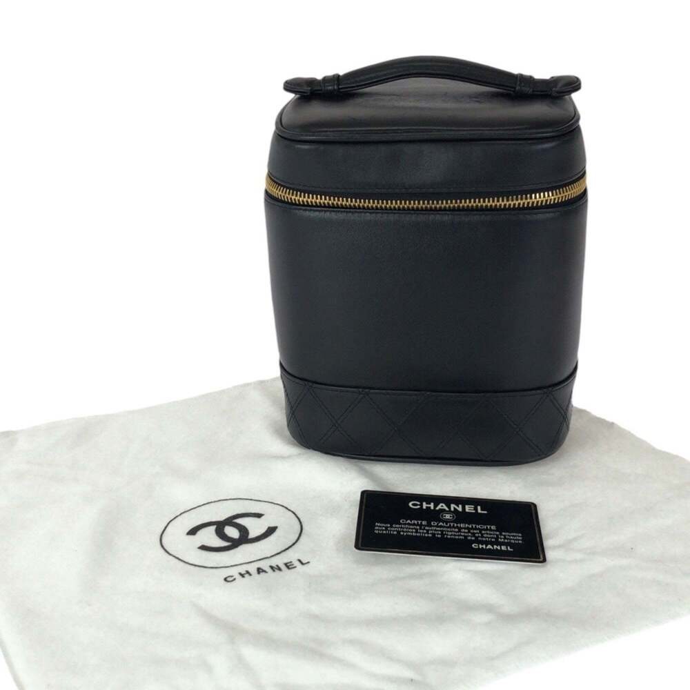 CHANEL Vintage Black Lambskin Leather Logo Pouch - Picture 7 of 10